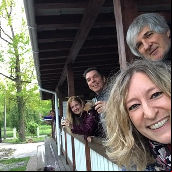 Cuenta regresiva en Ucrania: la ansiedad de las parejas argentinas que esperan en cuarentena para ver a sus bebés