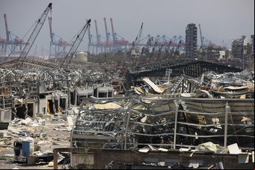 Explosión en Beirut: un barco abandonado, un depósito con nitrato de amonio y la desidia, la combinación fatal de la tragedia