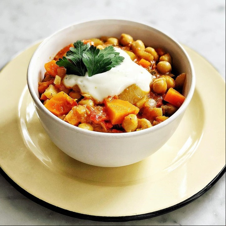 Guiso de garbanzos. Foto @cocina.mona.