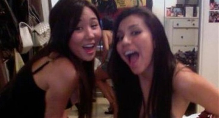 Diana Tamayo junto a Rachel Lee.