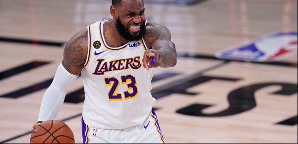 NBA: de la mano de LeBron James, Los Angeles Lakers se clasificó a la final del Oeste después de una década