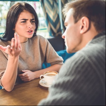 Por qué no expresar las emociones provoca daños en la salud