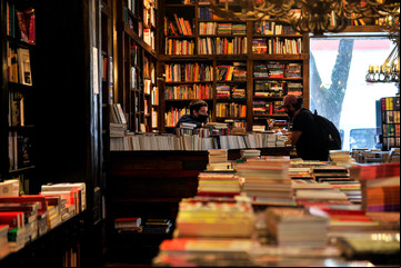 Librerías. Con ánimo de agotar los estantes
