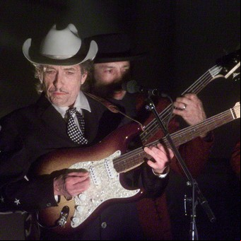 Bob Dylan logra un gran negocio vendiendo completo su catálogo de canciones