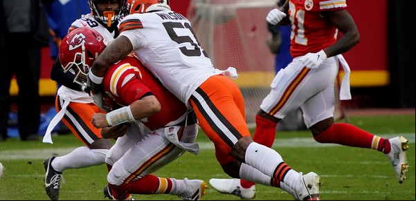Kansas City y la NFL sufren por la conmoción de Patrick Mahomes