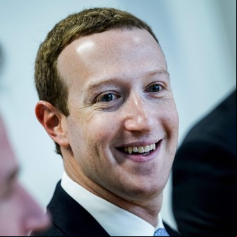 Revelan que existe un Facebook VIP para famosos con reglas especiales