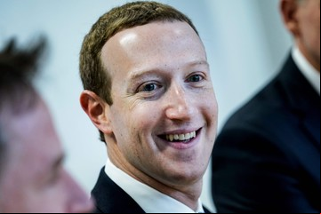 Revelan que existe un Facebook VIP para famosos con reglas especiales