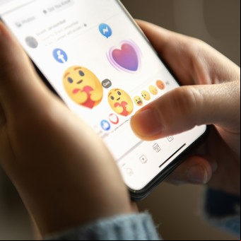 Apple presenta nuevos emojis "inclusivos" con la nueva actualización de iOS 14.5