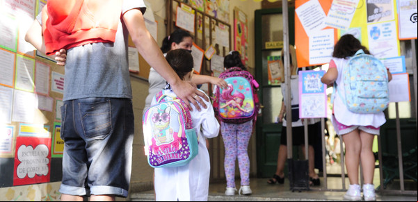 Empiezan las clases en la Ciudad y siete provincias: qué gremios adhieren al paro docente