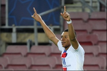 Cuando algunos compañeros del plantel le hacían bullying a Kylian  Mbappé