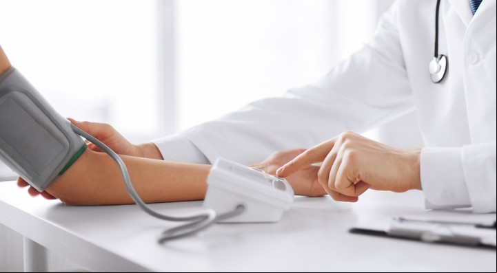 La hipertensión es una de las enfermedades crónicas más fáciles de diagnosticar. Foto ilustrativa Shutterstock.