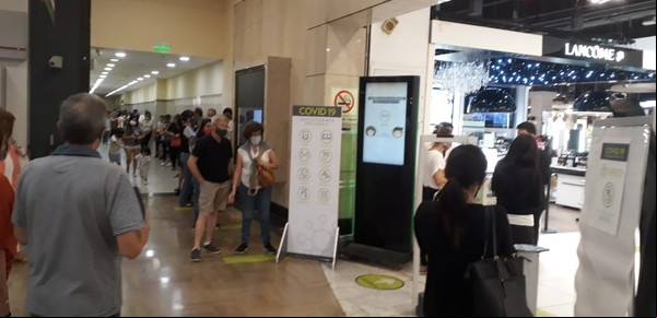 En Falabella señalan que "nunca vendimos tanto como desde que la empresa anunció que se va del país"