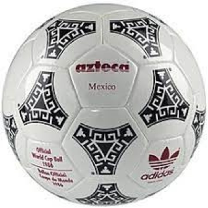 La Azteca fue la primera pelota de sintético.