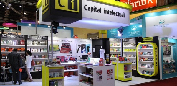 El empresario Hugo Sigman comprará la editorial mexicana Siglo XXI