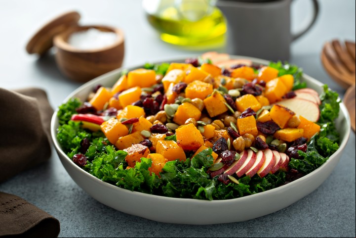 Ensaladas tibias, una opción para el frío. Foto Shutterstock.