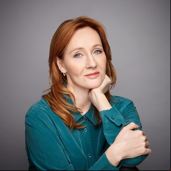 ¿Qué le pasa a J.K. Rowling con las personas trans?