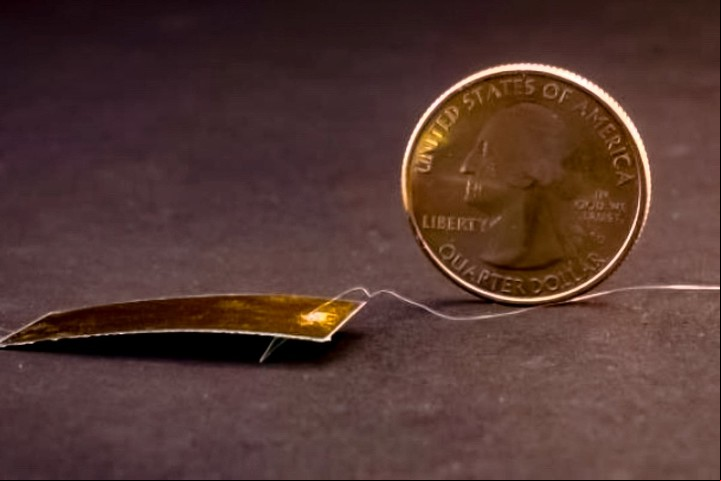 El robot puede soportar que un pie lo aplaste y ejerza un peso que equivale a 60 kilogramos.