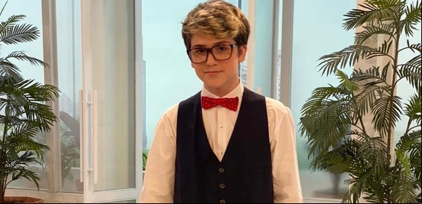 Juan Otero, el hijo de Flor Peña, tiene 12 años, pero analiza su presente en los medios como un adulto