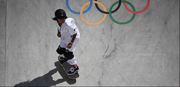 La skater Kokona Hiraki, la medallista más joven de la historia olímpica desde Berlín 1936