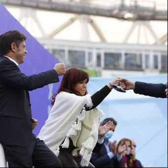 Sorpresa: una encuesta midió a Cristina contra Máximo Kirchner para la presidencial 2023