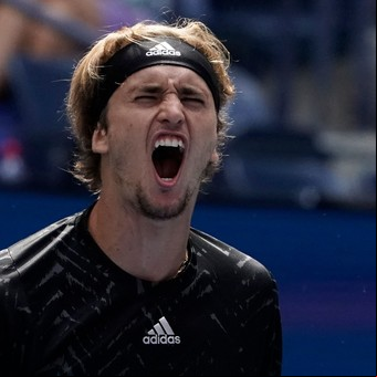 US Open: Alexander Zverev pasó a cuartos en Nueva York y quiere arruinar el sueño de Djokovic