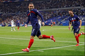 Eliminatorias europeas a puro gol: Griezmann histórico y hat tricks de Haaland y Memphis