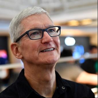 Tim Cook, lapidario contra el metaverso de Mark Zuckerberg: "Nadie lo entiende"