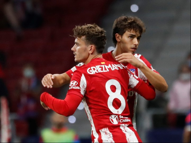 Griezmann por Joao Felix, el cambio que hizo "hablar" al Wanda Metropolitano. Foto: REUTERS/Susana Vera.