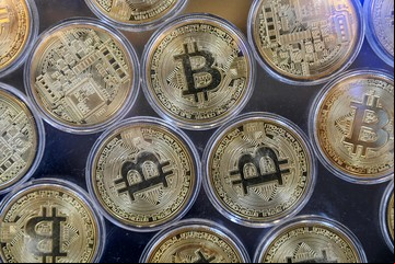 El Bitcoin vuela y rompe un nuevo récord histórico tras el debut del ETF de futuros