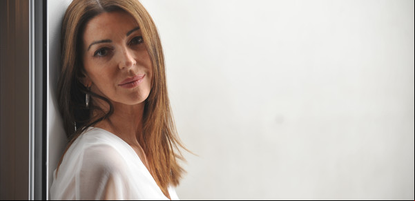 "No sé si estamos preparados para ser viejos y para la crueldad del mundo": 5 crueldades de la vida cotidiana, según la psicóloga Cynthia Wila