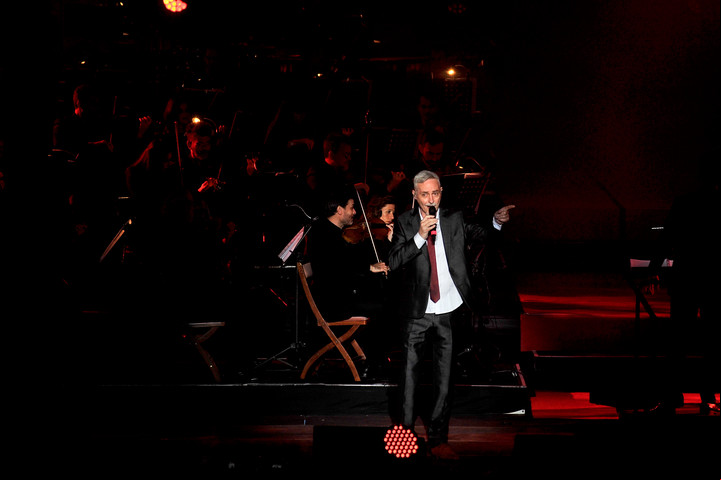 Pedro Aznar cantó solo al principio y después, con Abel Pintos, hizo Los dinosaurios, el clásico de Charly García. Foto Maxi Failla