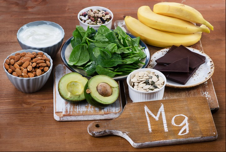 Recimiendan comer más porciones moderadas de alimentos con magnesio. Foto Shutterstock.