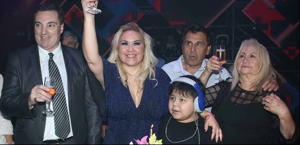 El novio de Verónica Ojeda le organizó un cumpleaños sorpresa: la intimidad del festejo y los invitados famosos