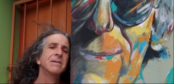 Creó la primera Plazoleta Spinetta del Conurbano y ahora convoca a un reconocido muralista a ilustrarla