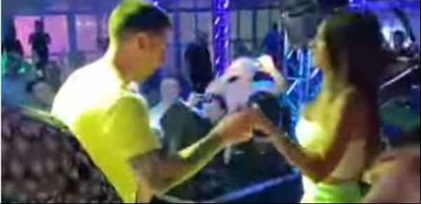 A pura cumbia: Lionel Messi y Antonela Roccuzzo bailaron con Los Palmeras al ritmo de "Bombón asesino"
