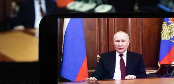 En formato perder-perder, Vladimir Putin repite los errores con Ucrania