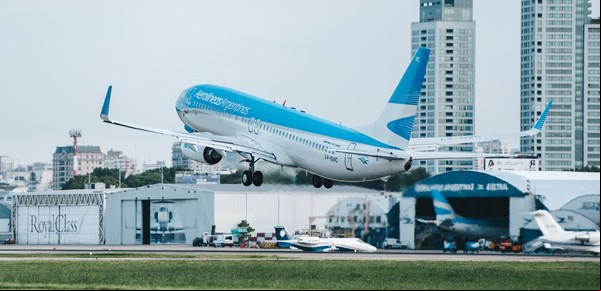 Aerolíneas informó que no pedirá subsidios en 2025, por primera vez desde su estatización