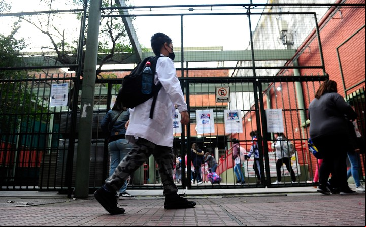 El Gobierno transferirá a las provincias 18.000 millones de pesos para el pago de salarios a docentes. Foto Luciano Thieberger