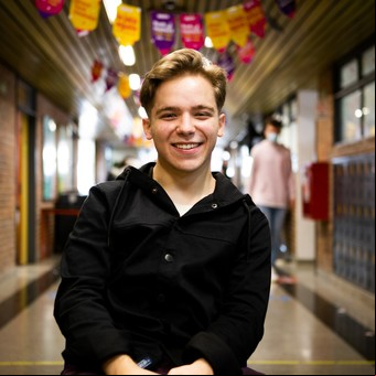 El genio argentino becado por 300 mil dólares en Stanford, la universidad que solo acepta al 5% de sus aspirantes