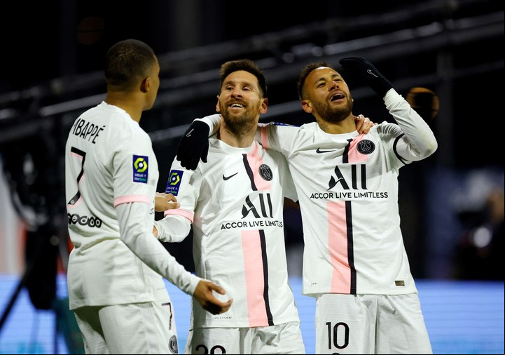 ¿Hay dos sin tres? El PSG se perdería la chance de tener a Messi en el partido definitorio.
Foto: REUTERS/Stephane Mahe