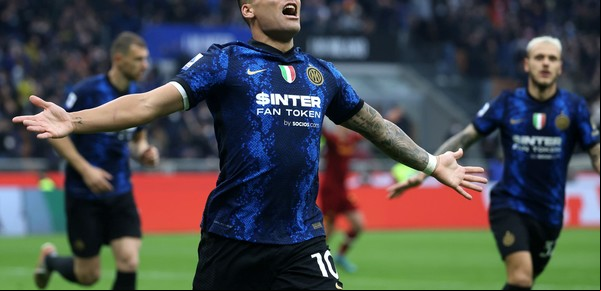 Con gol de Lautaro Martínez, Inter le ganó a la Roma de Mourinho y sueña con el bicampeonato en el Calcio