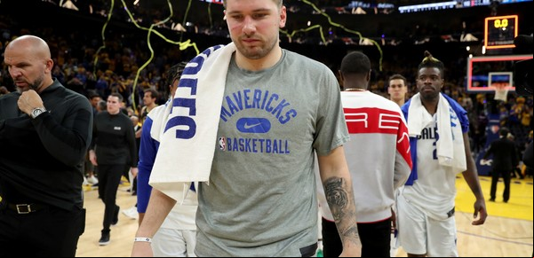 Luka Doncic brilla en el Eurobasket pero sufre en casa: cómo es la batalla legal que lo enfrenta a su madre