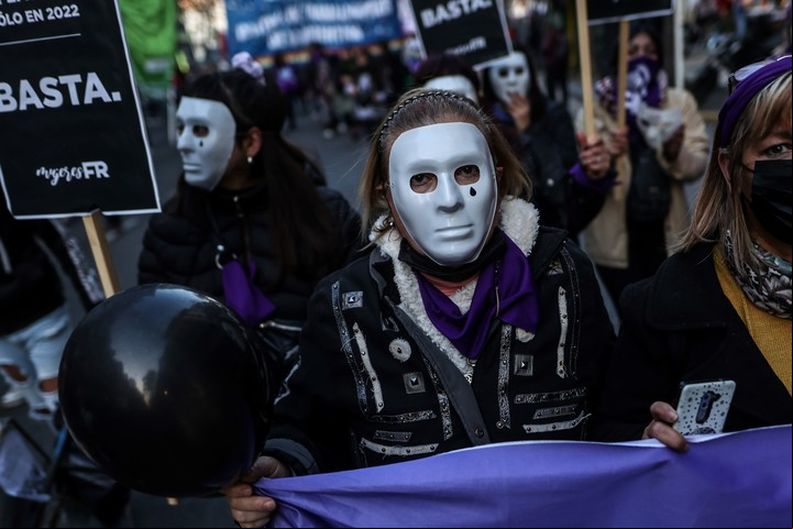 Los femicidios no bajan en el país. EFE/ Juan Ignacio Roncoroni