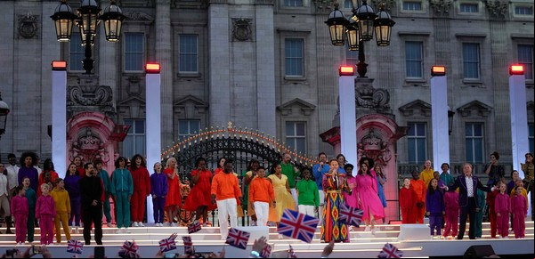 Jubileo de la reina Isabel: un concierto masivo y con grandes estrellas en Londres marcó el tercer día de festejos