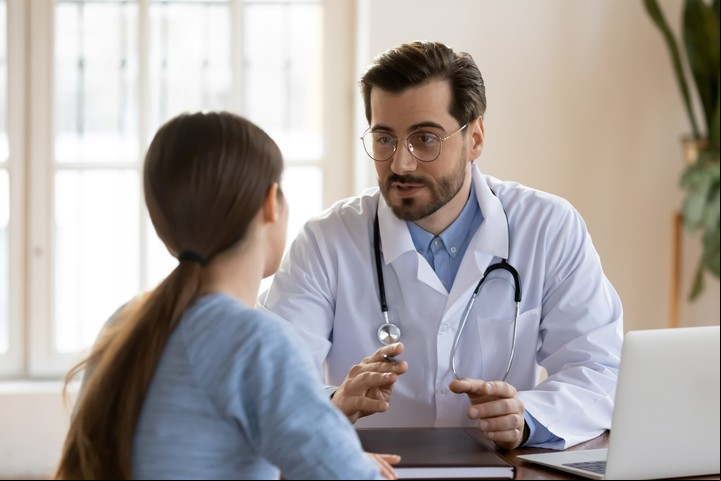 Quienes sufren de migrañas pueden tener bajos niveles de magnesio en sangre. Foto Shutterstock.