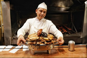 La parrillada argentina en extinción: por qué no la ofrecen en los restaurantes de carnes de moda