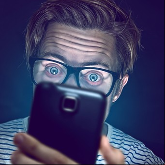 Qué les pasa a tus ojos y cerebro después de 3 horas de usar el celular