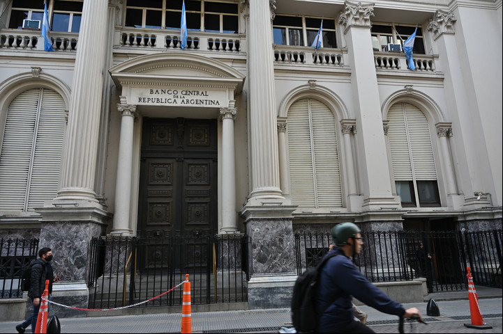 El BCRA busca tentar a los ahorristas con intereses más altos. Foto: Germán García Adrasti.