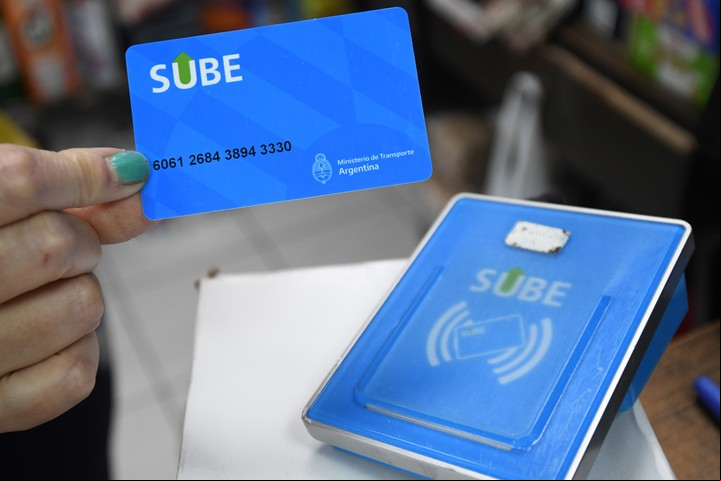 Problemas en los kioscos con las tarjetas SUBE. Foto: José Gutierrez / Los Andes