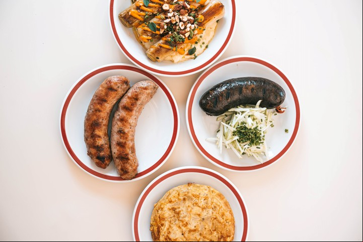 En Madre Rojas, platos de parrilla contemporánea.